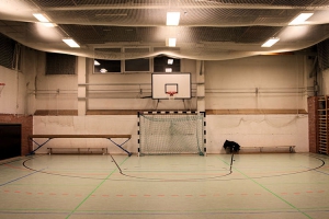 Beide Hallen sind stark sanierungsbedürftig und werden in den Februarferien 2018 freigezogen.