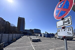 Die Baustelle hat jetzt ihr geplantes Ausmaß erreicht.
