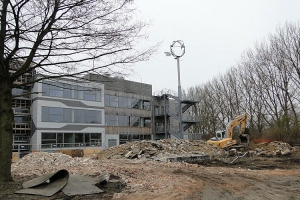 letzter Schutt der alten Sporthalle