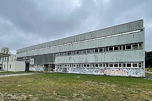 Halle 2 Halle 2