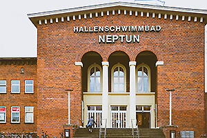 Neptunschwimmhalle